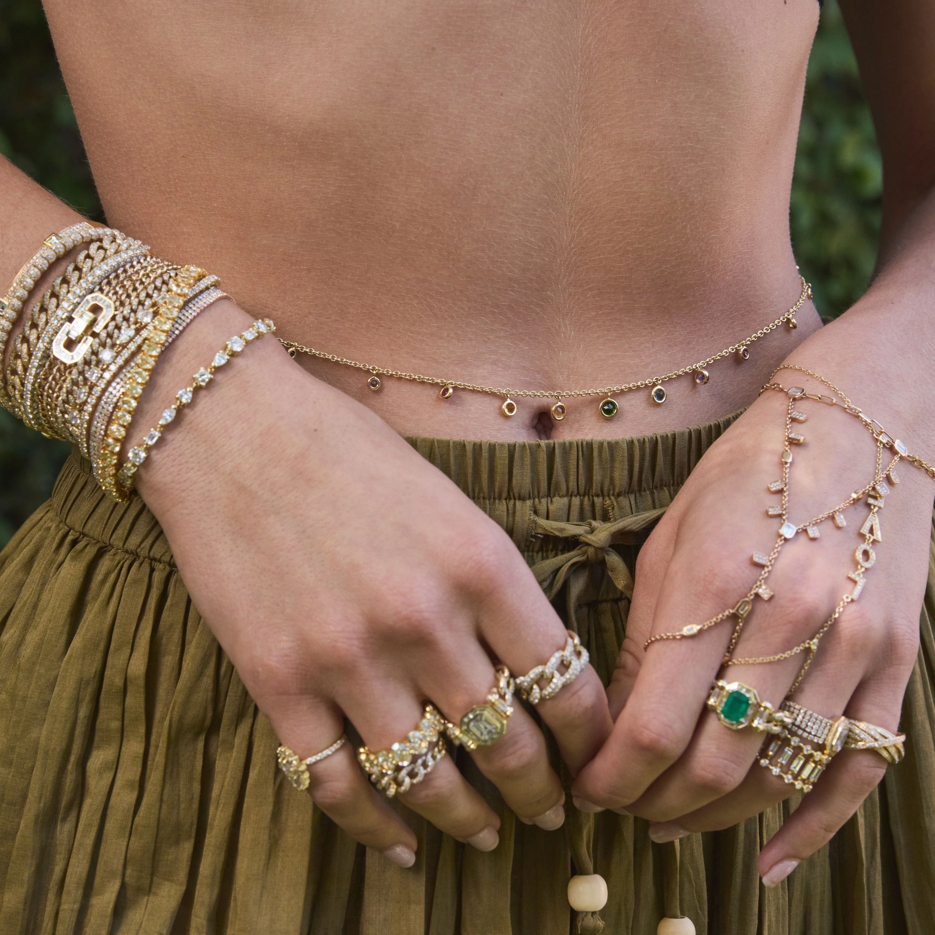 DIAMOND BAGUETTE DROP HAND CHAIN - Image 6